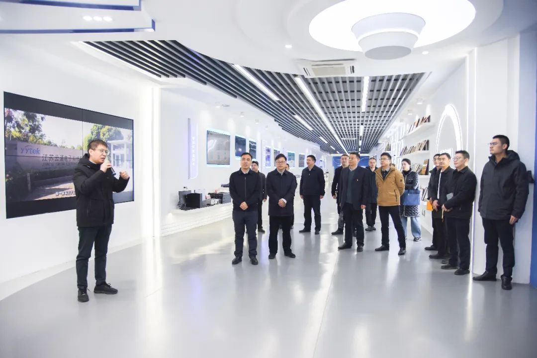海陵區(qū)電子信息產(chǎn)業(yè)服務(wù)專班蒞臨云涌科技開展企業(yè)行活動(dòng)